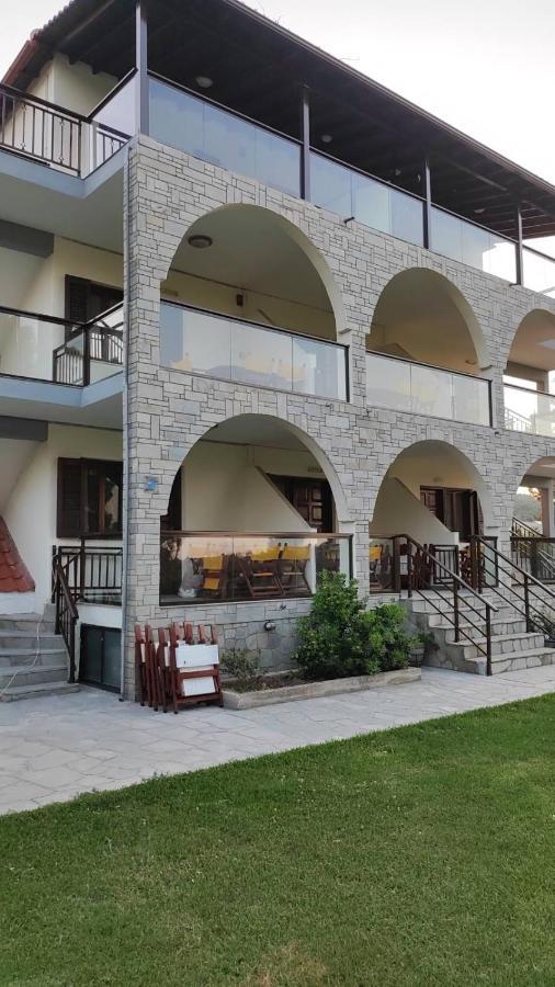 Aegialis Apartments Vourvourou Exterior photo